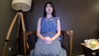 新体验出品-学生妹Kimora Quin短裙里没穿内裤
